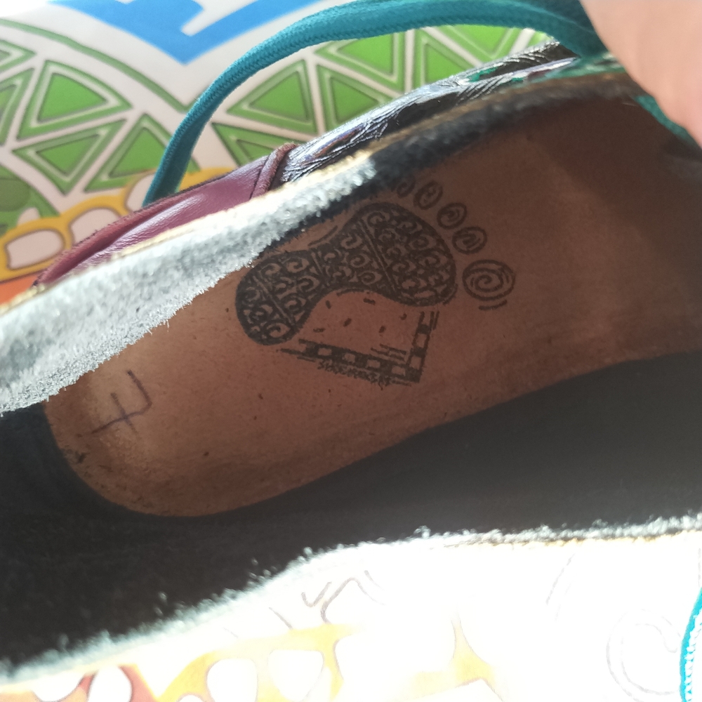Unique Leather patchwork shoe 7 - Picture 6 of 6